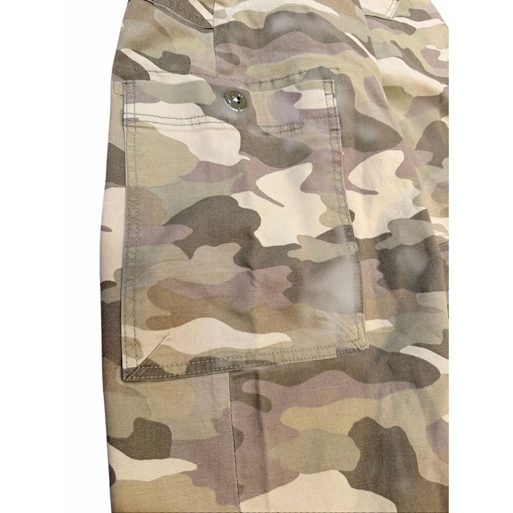 New Anthopologie X Pilco Women's Size 28 Green Camo Cropped Pants Button Fly - Picture 4 of 12